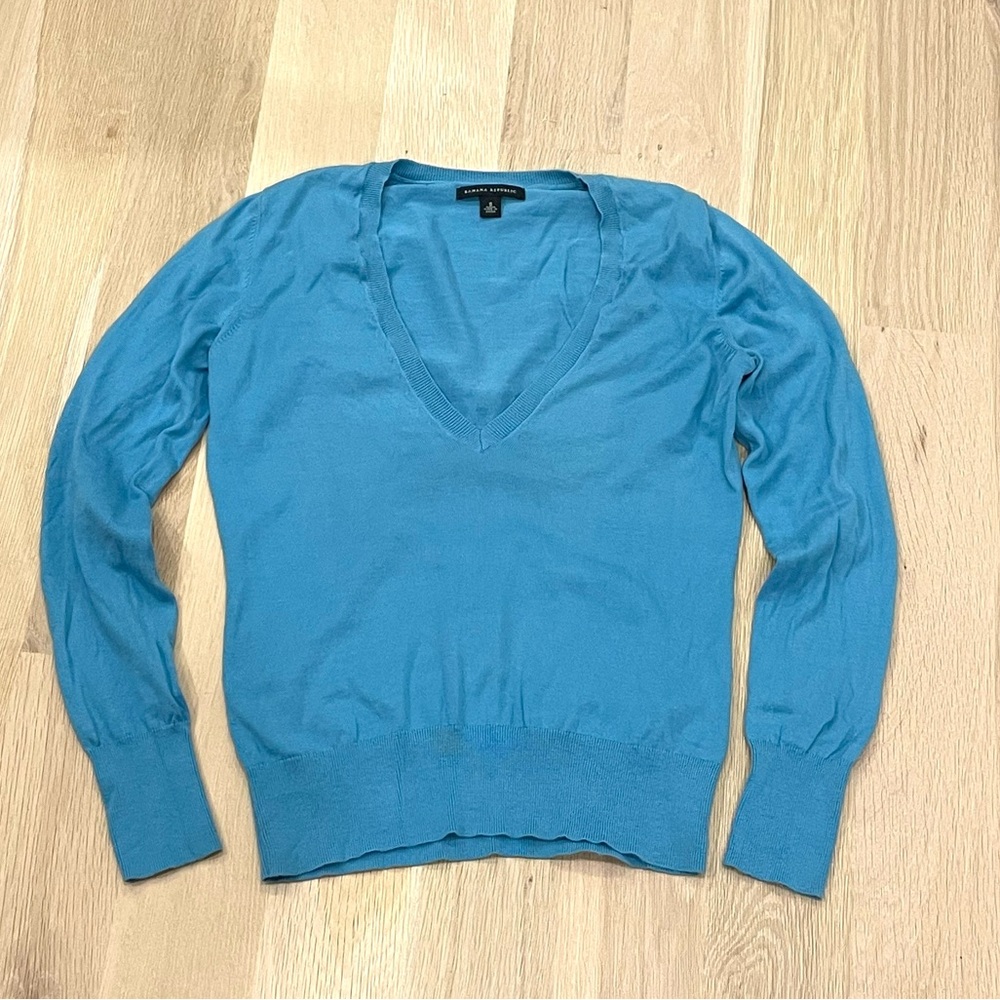 Banana Republic Deep V V-Neck Sweater 100% Cotton